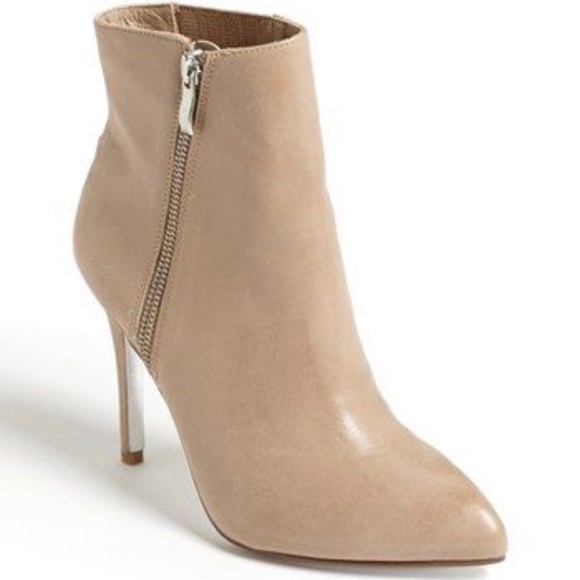 🆕CHINESE LAUNDRY Leather Taupe Ankle Booties - Picture 2 of 15